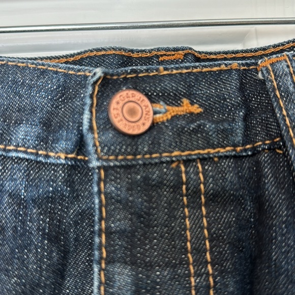 Women’s Skirt - Picture 2 of 4